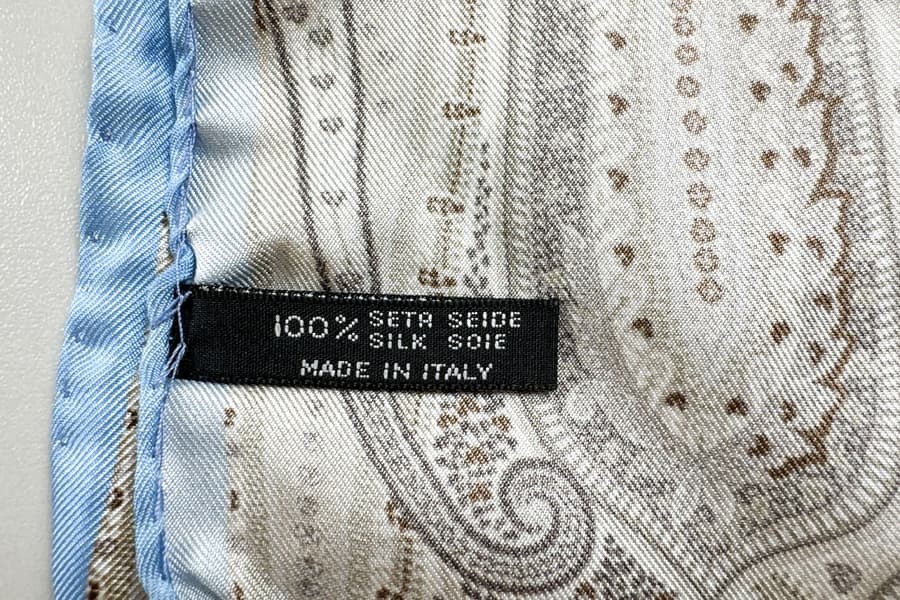 2 Stück Designer‑Seidentücher von Romy Hubegger aus 100% Seide - Neu & OvP 180€ – Bild 2